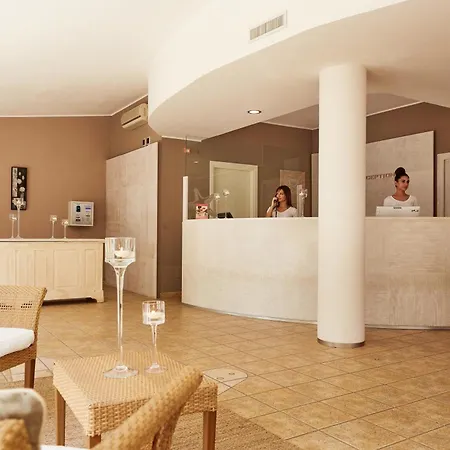 Voi Tanka Selected 4* וילסימיוס