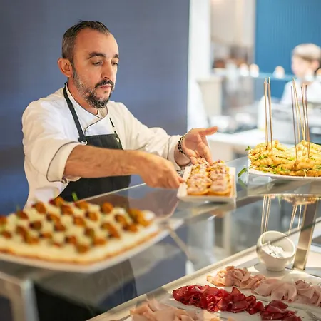 Voi Tanka Selected מלון